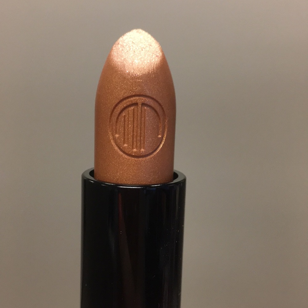 NEW ✨ MERLE NORMAN Gold Illusion Creamy Lip Color